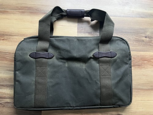 Filson Tin Cloth Duffle Bag | Medium 43L | Otter Green | NEW! | $295 Msrp - Picture 5 of 9