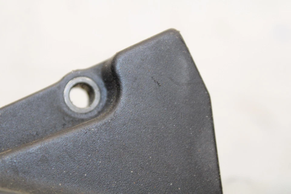 Yamaha YZF R6S 2007 cubierta de piñón del motor 5SL-15418-00-00 BB594 Foto 3 de 4