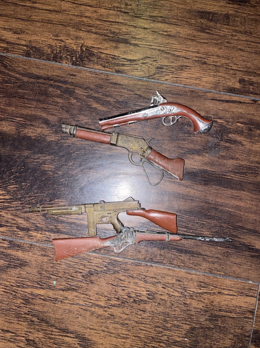 Vintage MARX MARES LAIG Official Wanted Dead or Alive Toy Rifle