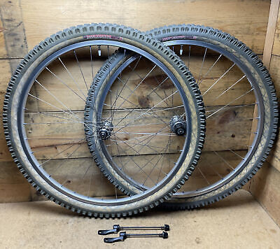 Vintage 26” Specialized Z-21 Shimano Deore XT Wheel Set Vintage 26” Specialized Z-21 Shimano Deore XT Wheel Set