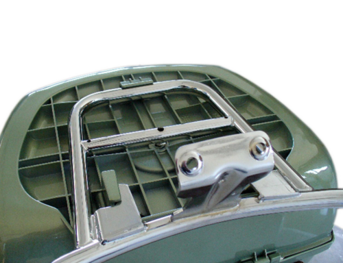 PORTA BAULETTO CROMATO FA PIAGGIO 657081 Vespa GTS/Super /GTV/GT 125 200 250 300 - Foto 4 di 6