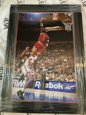 Michael Jordan 26x35 individuell gerahmtes Chicago Bulls Foto