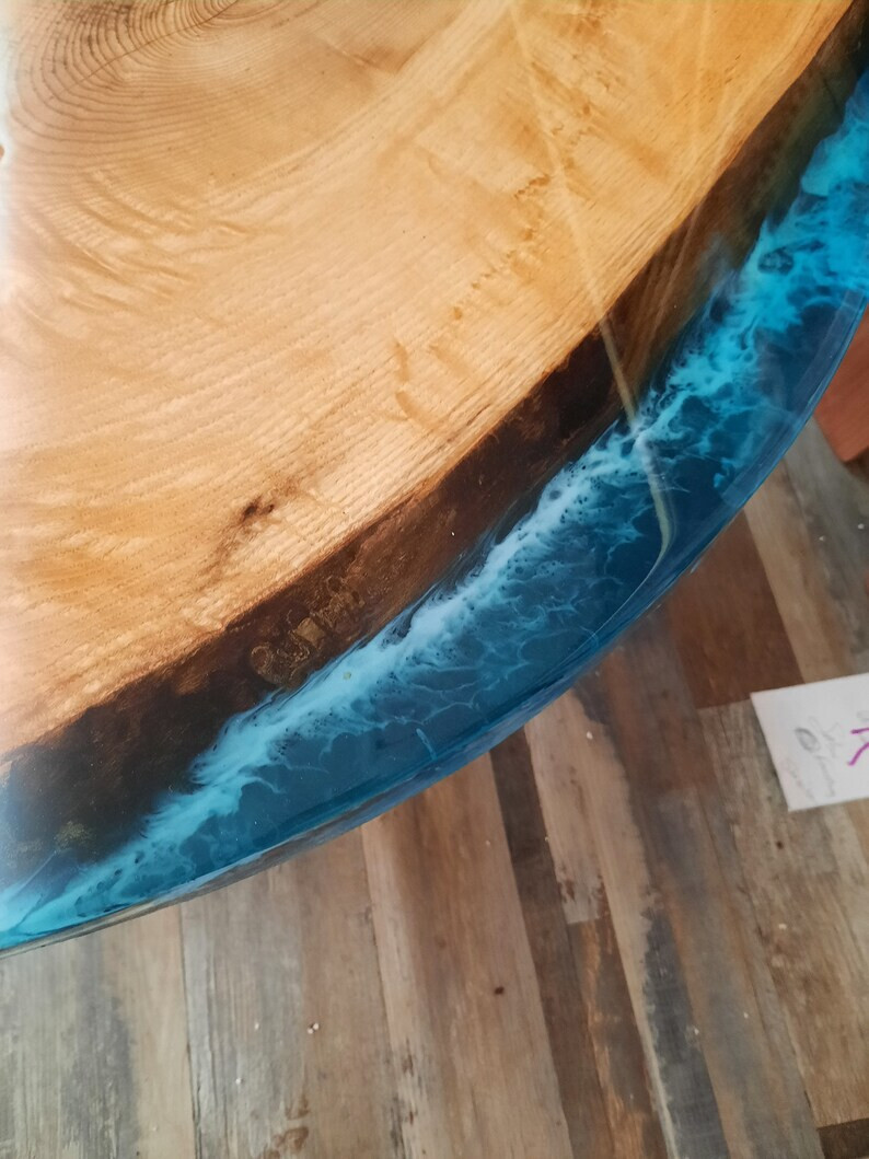 Picture 2 of 5