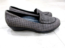 Dansko Womens Debra Shoes Size 38 US 7.5-8 Gray Houndstooth Slip On Loafer