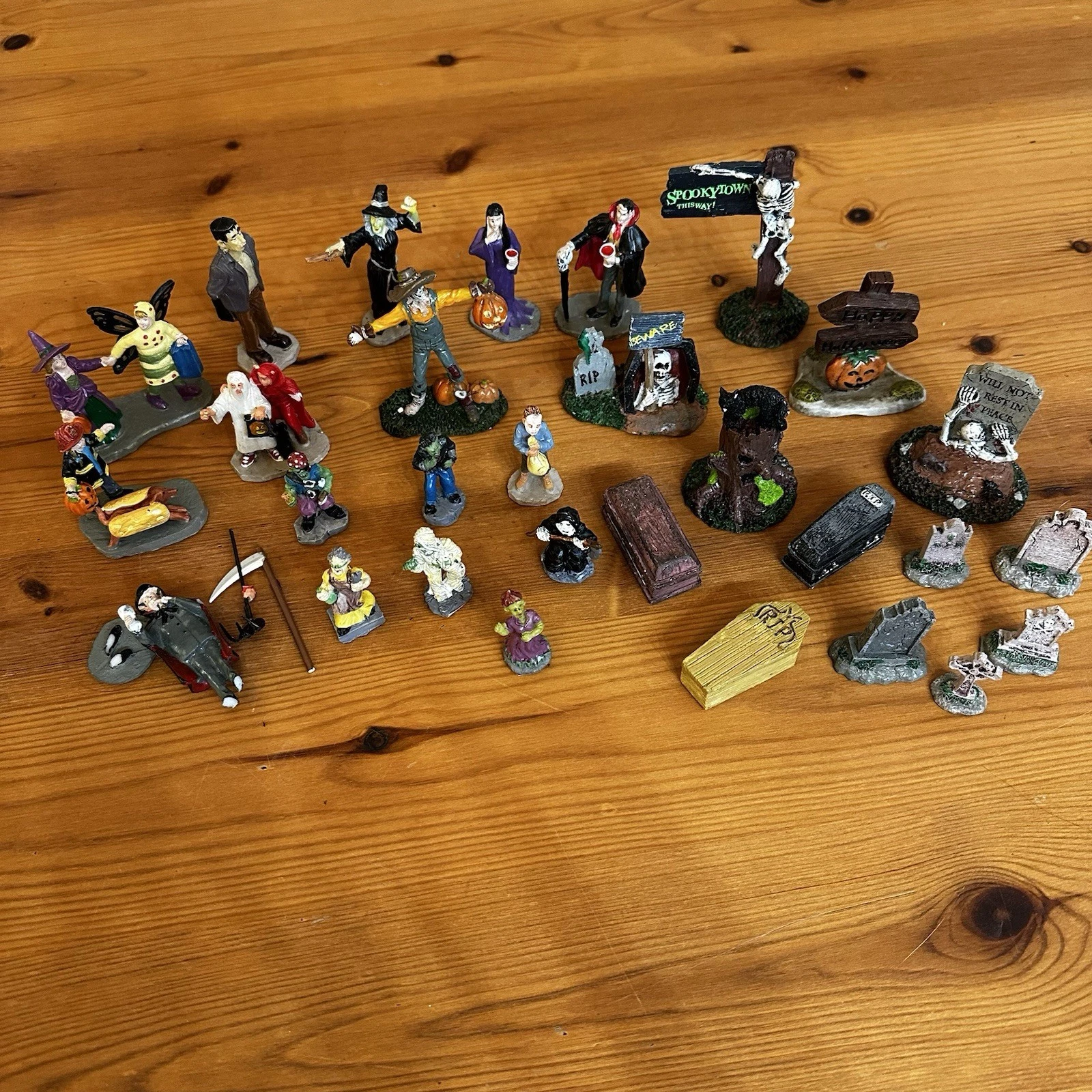 Lemax SpookyTown Lot Figures 20+ Monsters, Cemetery Pieces, Trick or Treaters