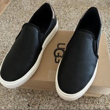 UGG Cahlvan Women s Black Leather Comfort Sli...
