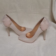 Badgley Mischka Pale Pink Heels with Tulle Flower Sz 6 1/2