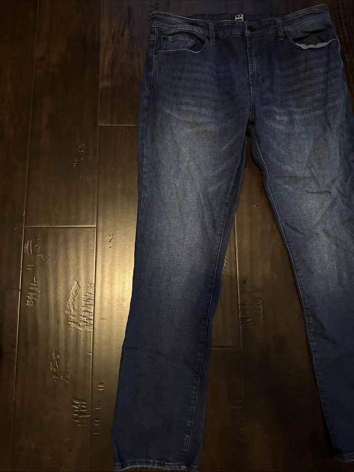 Pantalones de mezclilla Ike Behar para hombre 36x32 clásicos de pierna recta lavado medio Foto 2 de 4