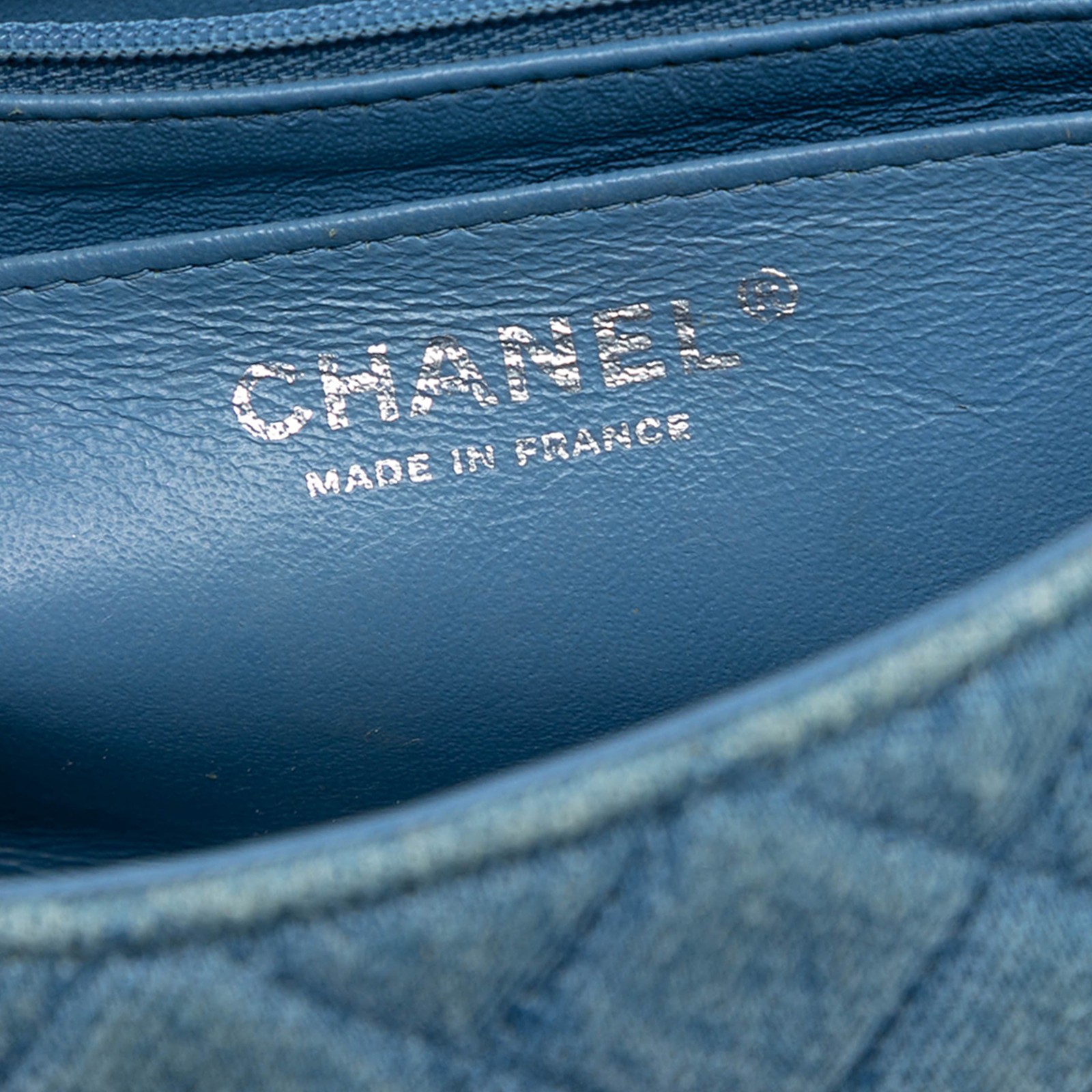 Authenticated Chanel Mini Rectangular Classic Den… - image 5