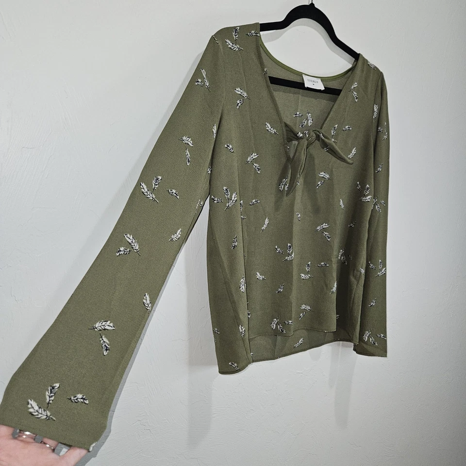 Everly Blouse Women's Small Green Feathers Long Sleeve Tie Shirt Top Bohemian - Image 3 of 4