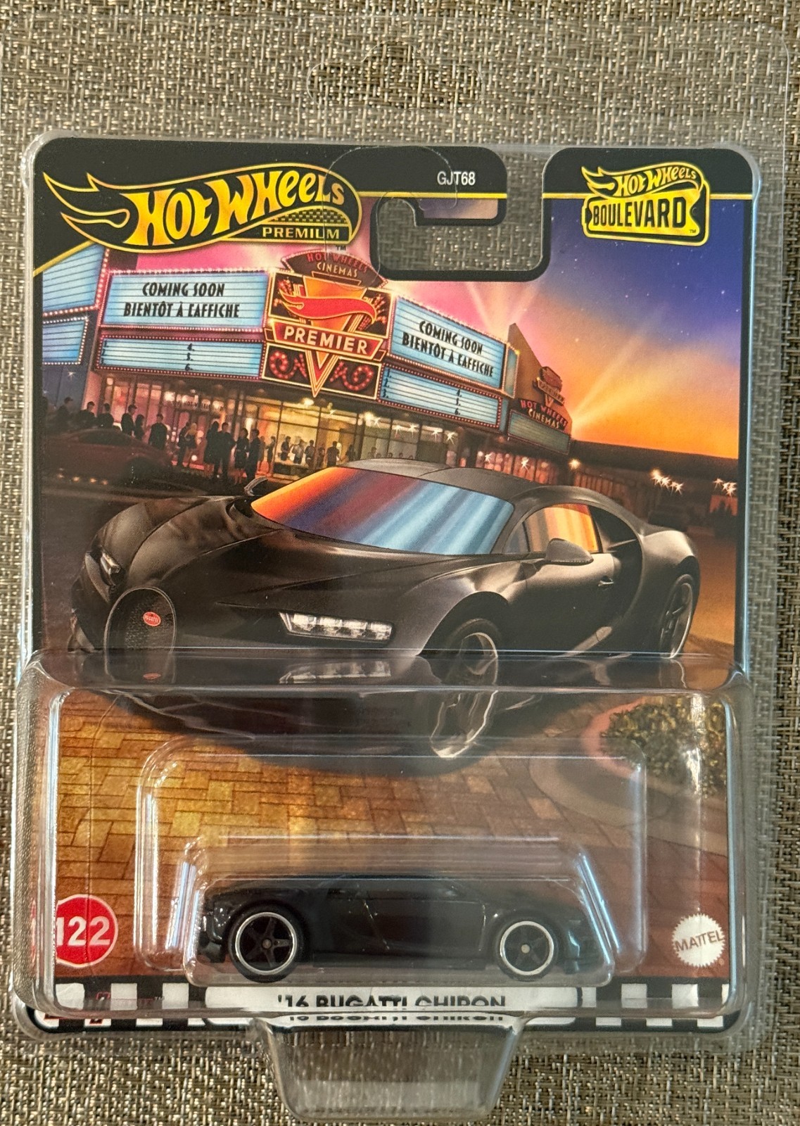 2025 Hot Wheels Boulevard # 122 , '16 Bugatti Chiron , Free protector & Shipping