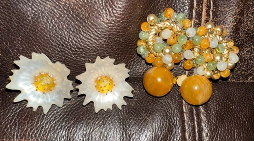 Vintage Lot Of Estate Costume Jewelry Clip On Earrings Vintage Flowers Colored