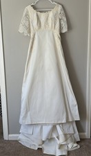 Vintage 1960s Ivory Lace Wedding Dress w/ Removable Train Empire Waist Bridal M