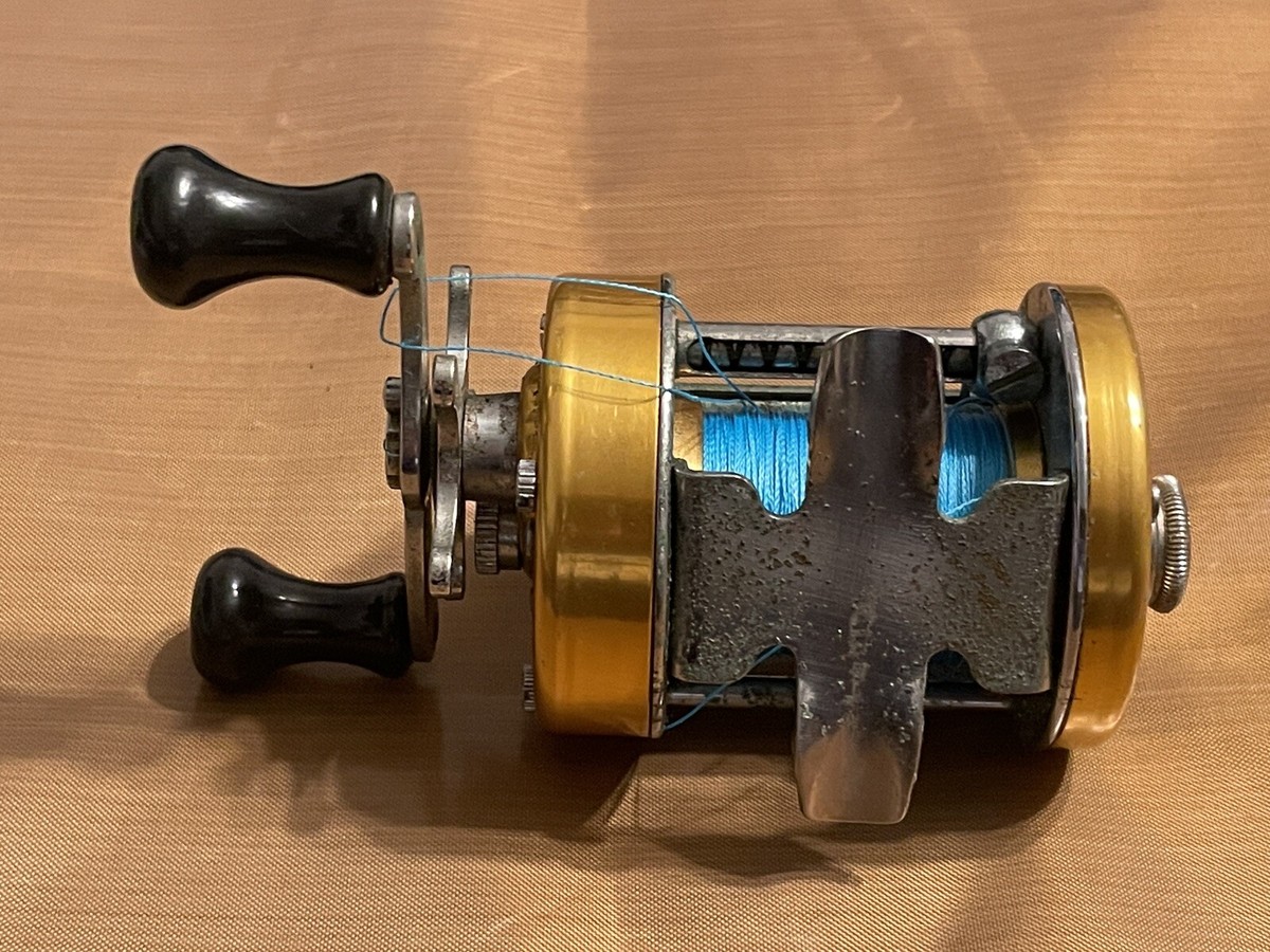 PENN 940 LEVELMATIC Bait Reel / For Fishing / Slightly Scratched