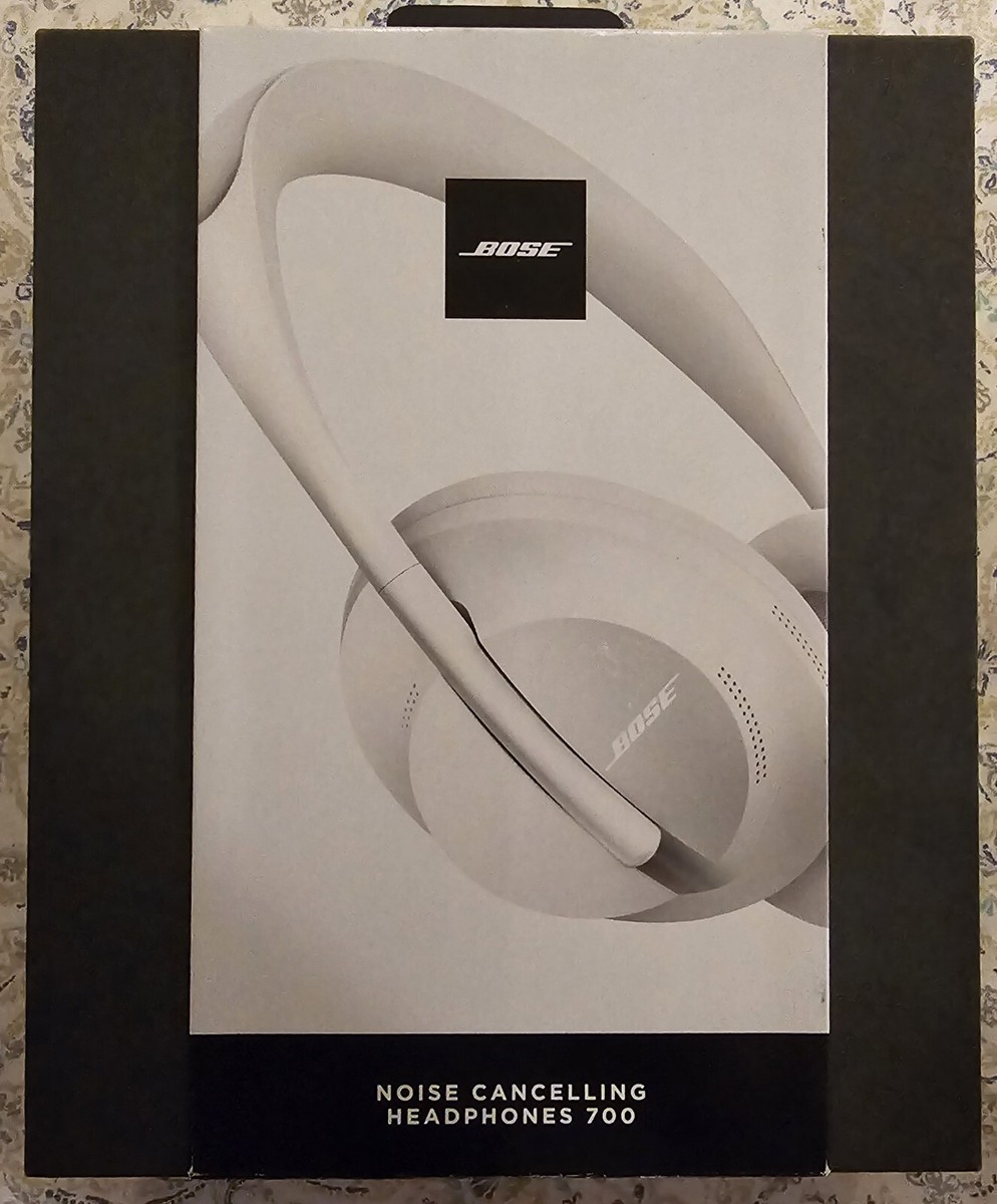 BOSE NOISE CANCELLING 700 SILVER シルバー