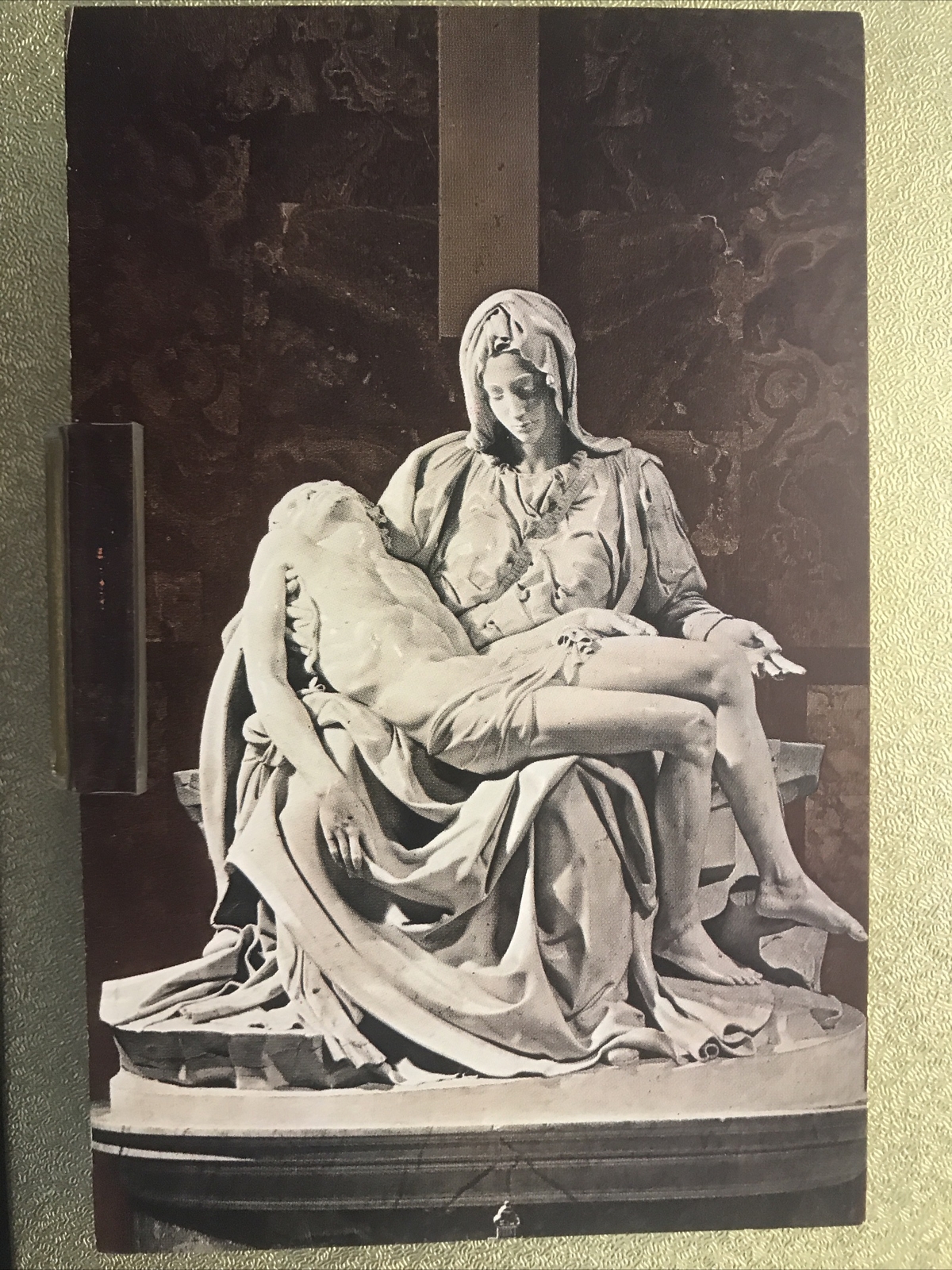 POSTCARD 196465 NEW YORK WORLD'S FAIR VATICAN PAVILION THE PIETA