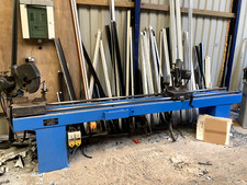 DOUBLE HEADED MITRE SAW  PNEUMATIC (EVOLUTION)  READ DESCRIPTION