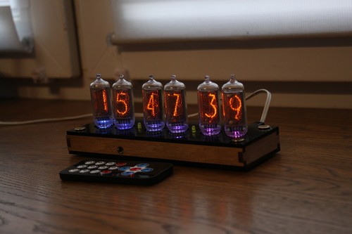 Nixie tube clock with IN-8-2 (fine 5) Desk plywood black Remote Auto Temperature - Picture 9 of 11