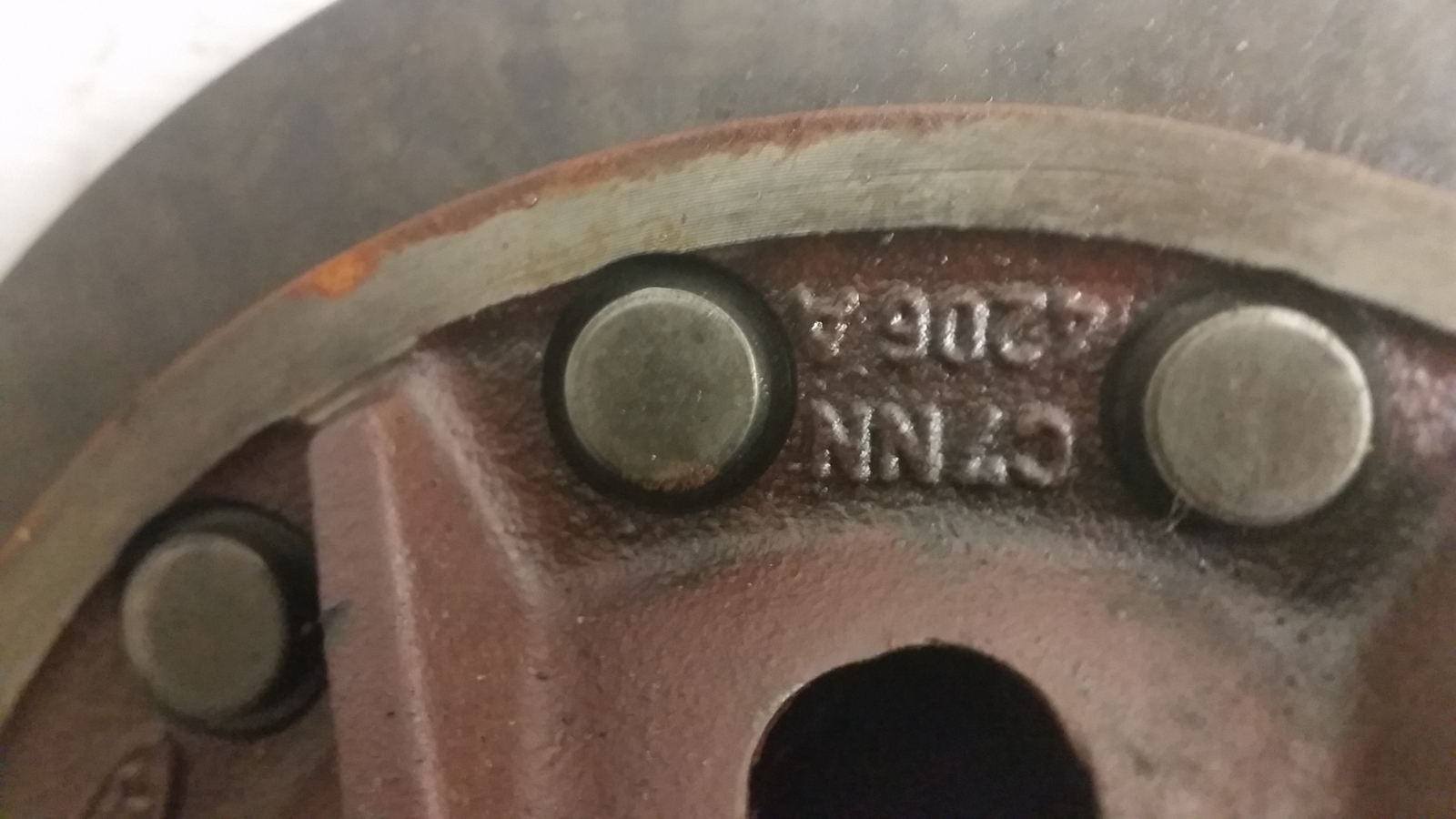 Ford 5000 Rear Bevel Gear (37:6) 81824192 and Differential 