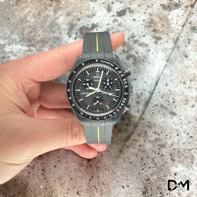 NO1* Omega x Swatch - Mission To Moonshine Gold Moonswatch - Black