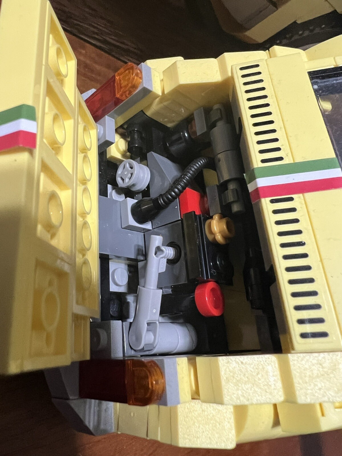 ?LEGO 10271 Creator Expert: Fiat 500 Retired Italian Flag Custom 