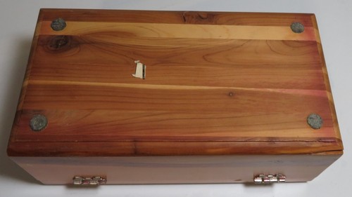 Lane Type Cedar Box Mini Hope Chest Trinket Jewelry Storage Box w/Keys nonlockin - Picture 9 of 18