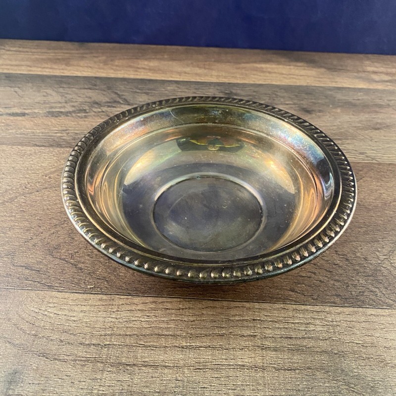 1883 FB Rogers Silver Co Bowl Silverplated 6.5”dia x 1.5”h