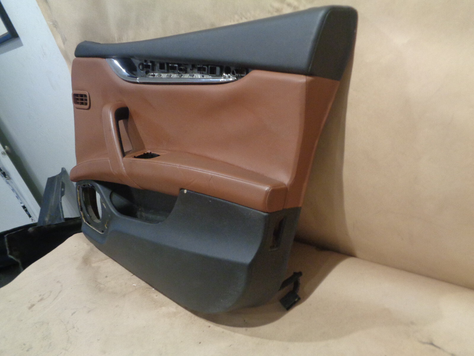 Maserati Quattroporte M156 2015 RH Front Interior Door Panel