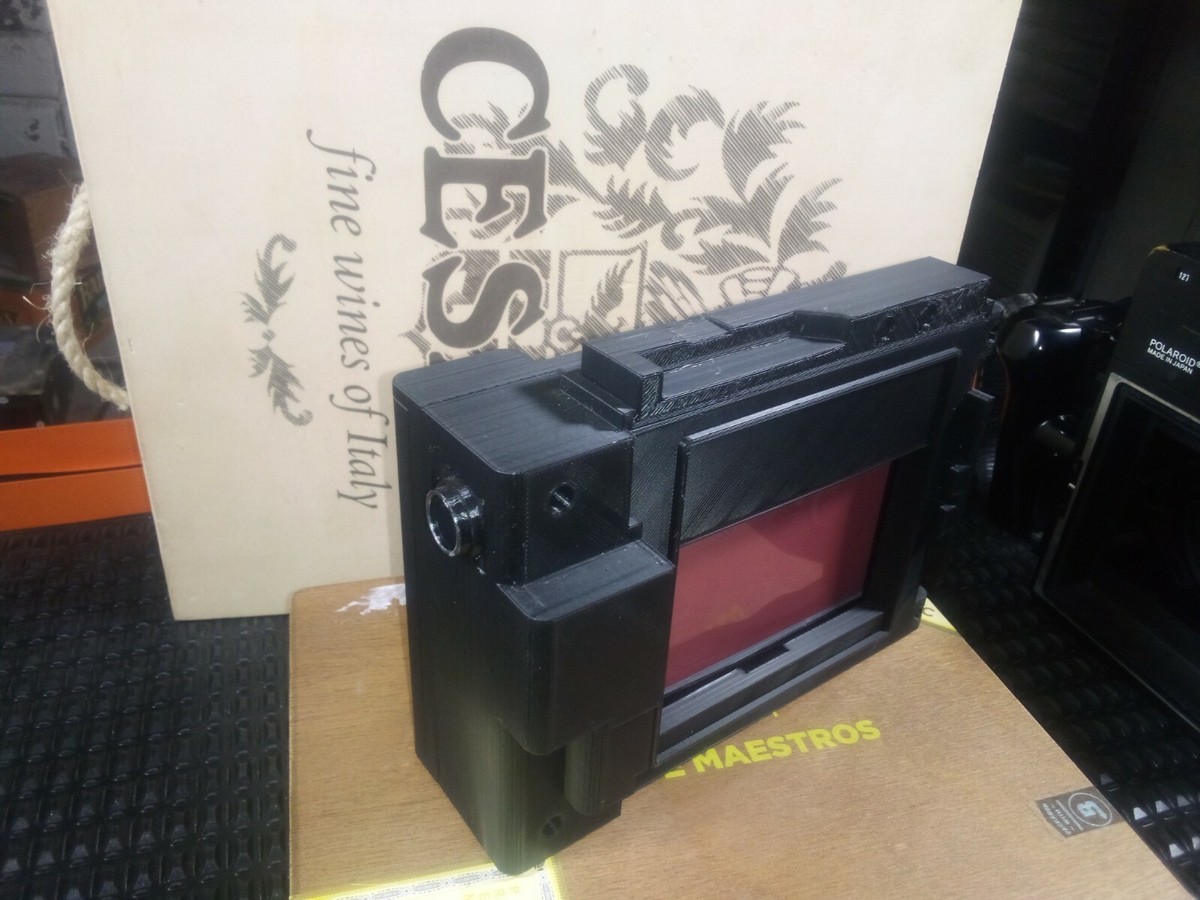 Lo-Fi custom instant back for Polaroid 600se shoots Instax Wide