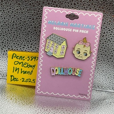 Melanie Martinez Dollhouse Hot Topic 2016 Exclusive Pin Set SHIPS ASAP  