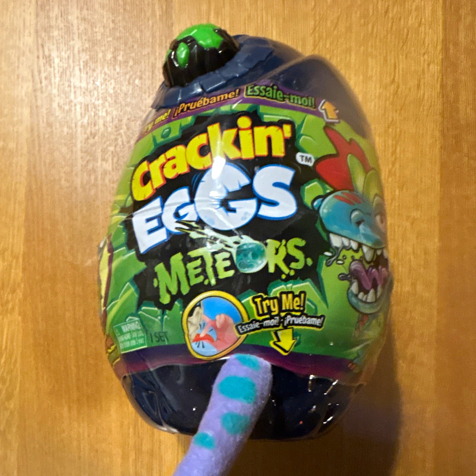 ZURU Crackin' Eggs Meteors Dinosaur Surprise Egg Toy Single Figure 3-4 Years
