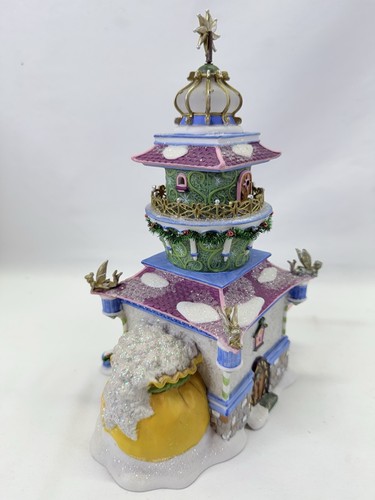 READ Dept. 56 Tinker Bell's Lighthouse Christmas Village With Box Wand And Star - Picture 5 of 18