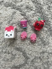 Shopkins Lot of 5 Slippers - White Nag - Apple