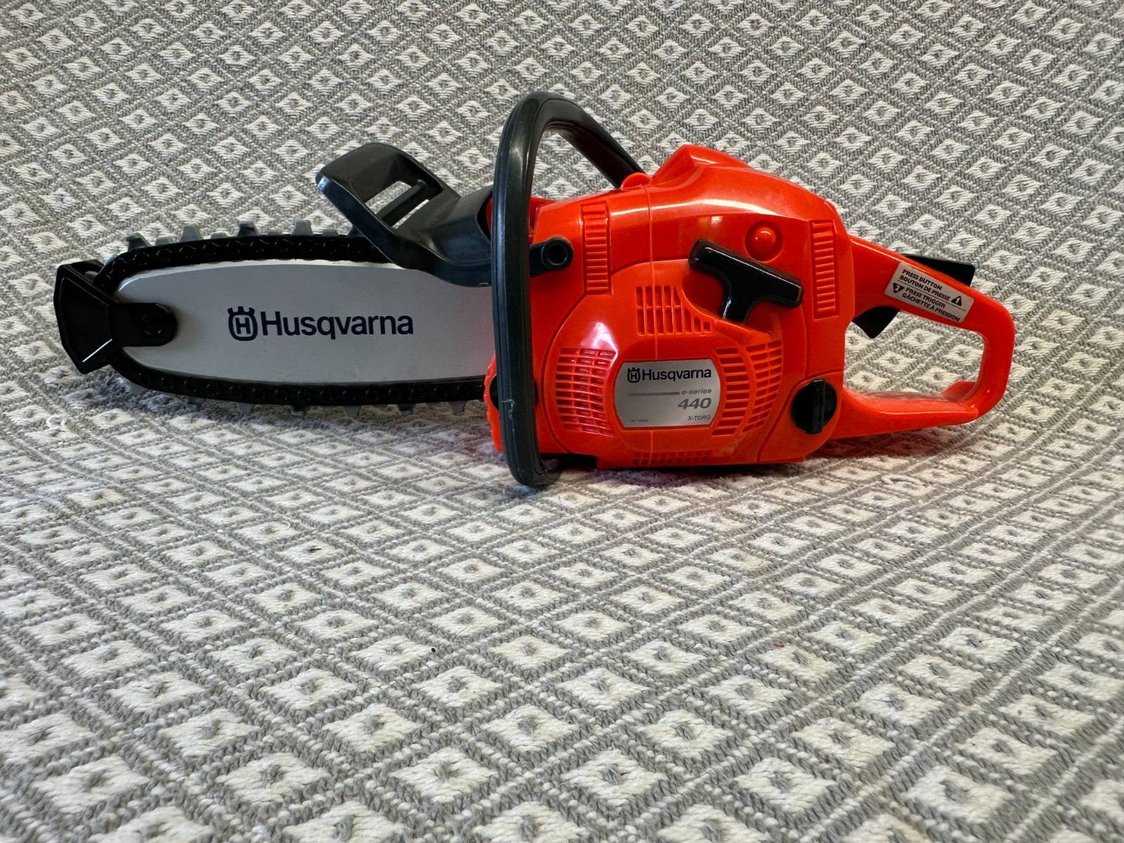 Husqvarna Child's Toy Chainsaw 440 X- Torq Battery Powered *Sound & Movement*