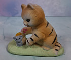 Set of 2 Vintage Small Kitten Porcelain Tabby Made in Taiwan Cat Figurines — photo 8