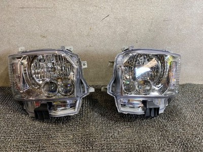 200 Series HiAce 4th/5th/6th Gen Aftermarket LED Headlights Left and  / 4KT6-073