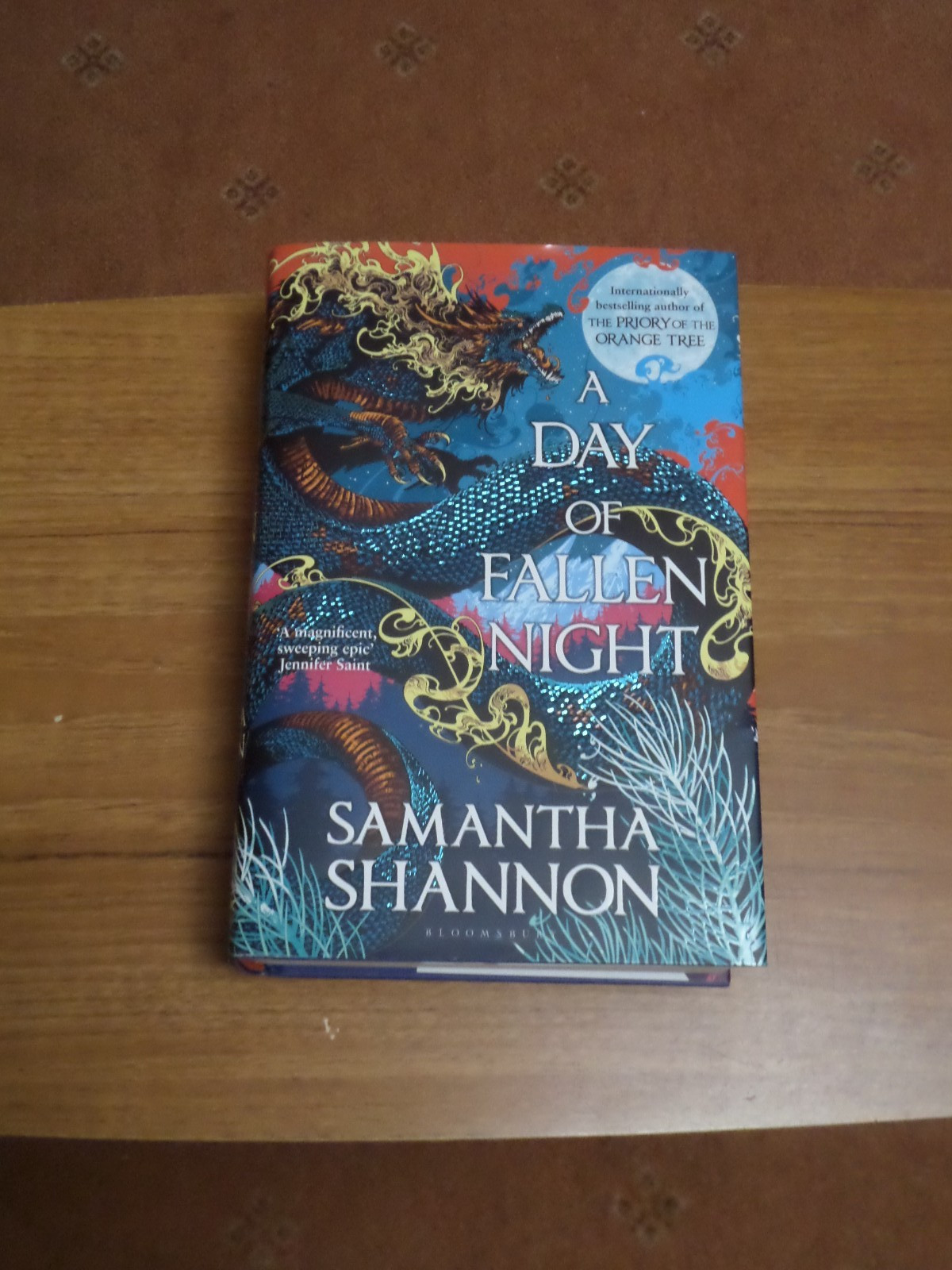 A DAY OF FALLEN NIGHT HBK BY SAMANTHA SHANNON EX COND FREE POSTAGE
