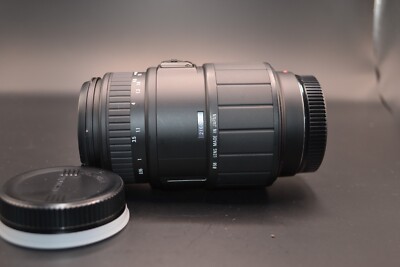 MINOLTA α 303si + Sigma Lenses 28-80mm & 70-300mm + Bag – Vintage