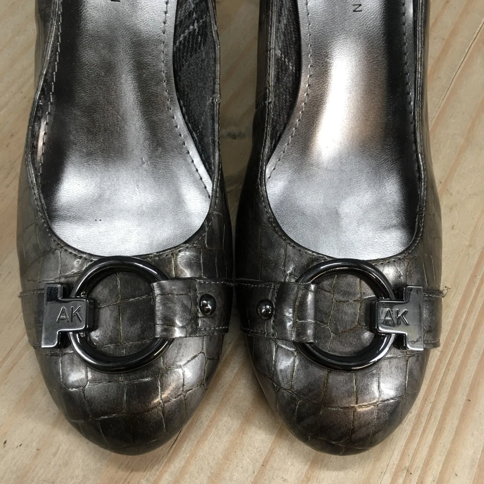 Zapatos de tacón Anne Klein para mujer 8,5 M Fielding estampado de cocodrilo informales sin cordones color topo Foto 4 de 4