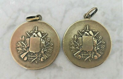Médaille - Divers Important lot de vingt-cinq médailles en