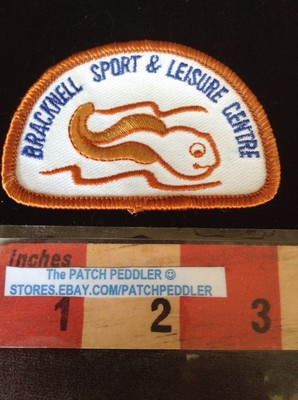 PATCH BRACKNELL SPORT AND LEISURE CENTRE TRAVEL SOUVENIR 58RR