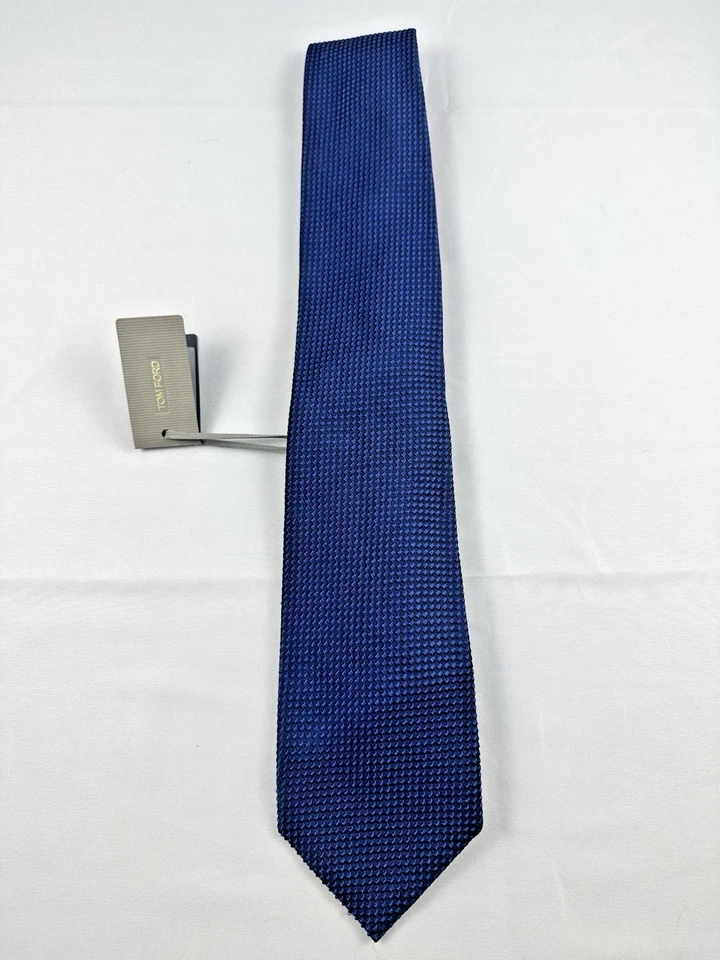 Corbata geométrica TOM FORD azul marino para hombre - ¡NUEVA con etiquetas! - Hecho en Italia orig. $260 Foto 3 de 4