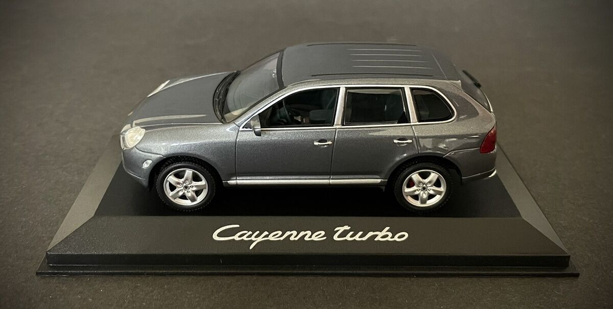 ☆激レア絶版*世界30台*Minichamps*1/43*Porsche Cayenne S ☆激レア絶版*世界30台*Minichamps*1/43*Porsche Cayenne S