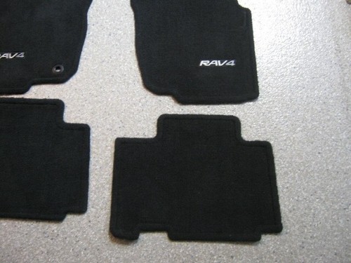 TOYOTA RAV4 2013-2018 BLACK CARPET FLOOR MATS OEM ORIGINAL FREE SHIPPING - Picture 9 of 10