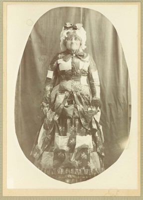 G1785~ Exceptional Quilt-Patchwork Dress c.1900 Cabinet Card-Style Photo