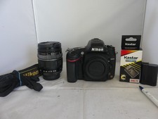 Nikon D600 24.3MP Digital SLR with Tamron 28-200mm zoom lens Looks  works great