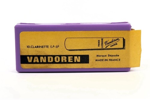 Vintage Vandoren Traditional 2.5/3 Bb Clarinet Reeds 8-Pack