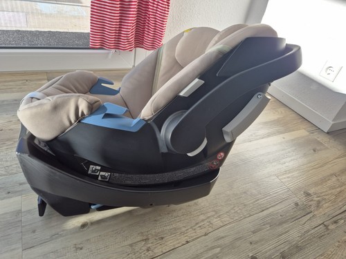 Cybex Aton 5 Babyschale + Aton Base 2 – Sicher & Bequem fürs Baby! Neuwertig! - Bild 10 von 13