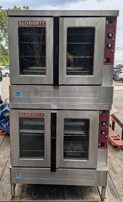 Blodgett Zephaire-100-E Double Stack Commercial Convection Oven