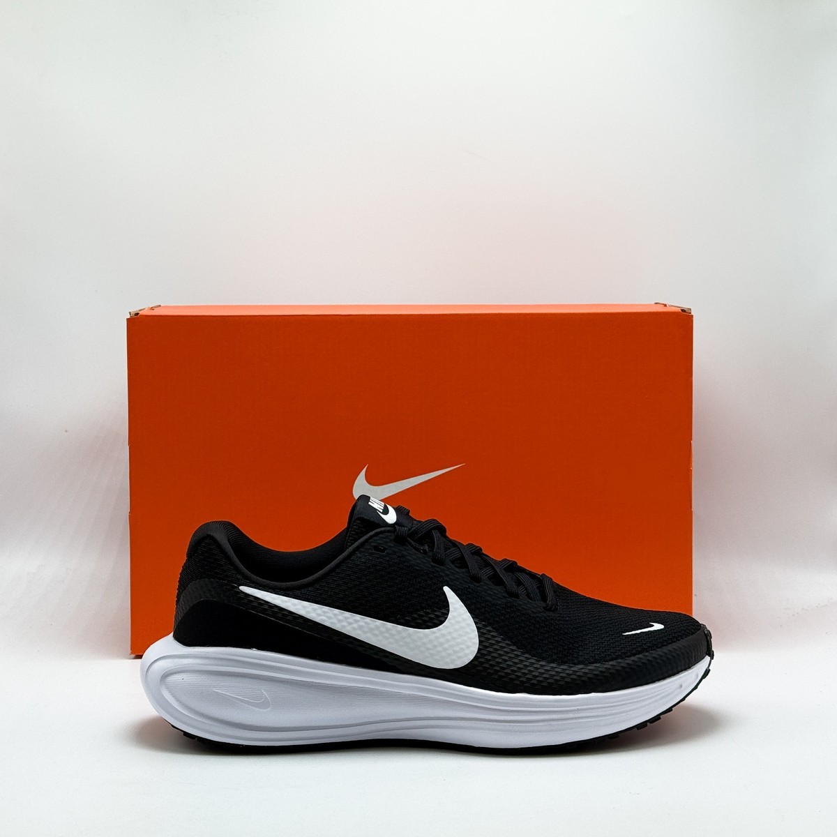 Nike Revolution 8 Men\'s Road Running Shoes Black Size 11 Exercise run walk jog Nike Men main image 3